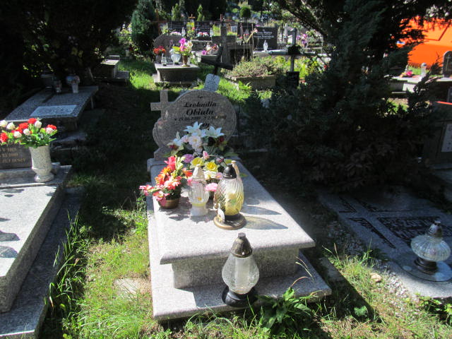 Grób Leokadia OBIAŁA