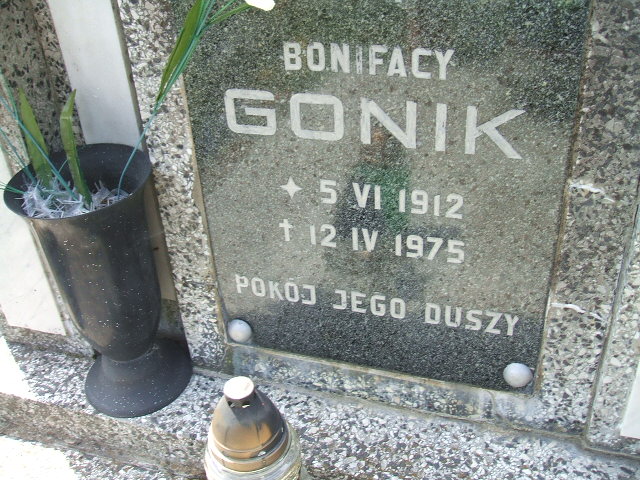 Bonifacy GONIK 1912 Szklarska Poręba - Grobonet - Wyszukiwarka osób pochowanych