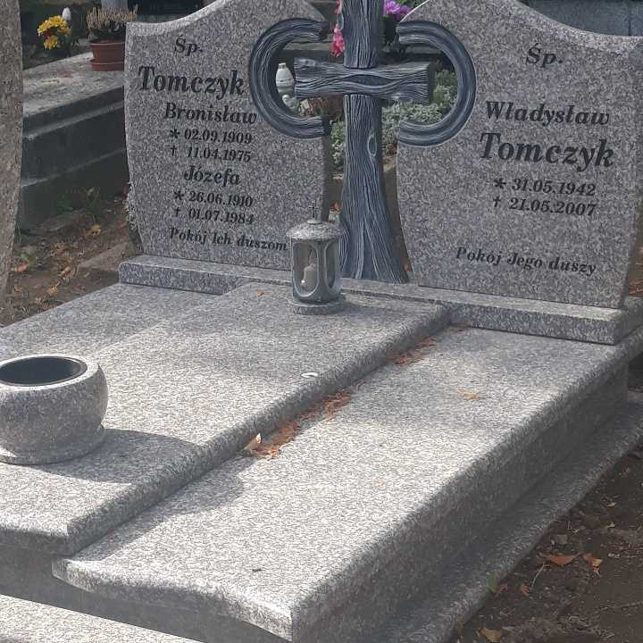 Grób Maria Tomczyk