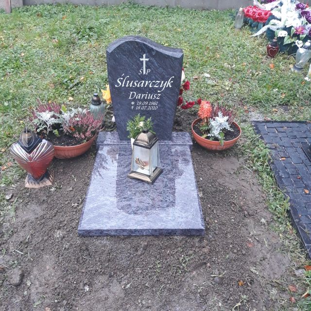 Dariusz Ślusarczyk 1961 Szklarska Poręba - Grobonet - Wyszukiwarka osób pochowanych